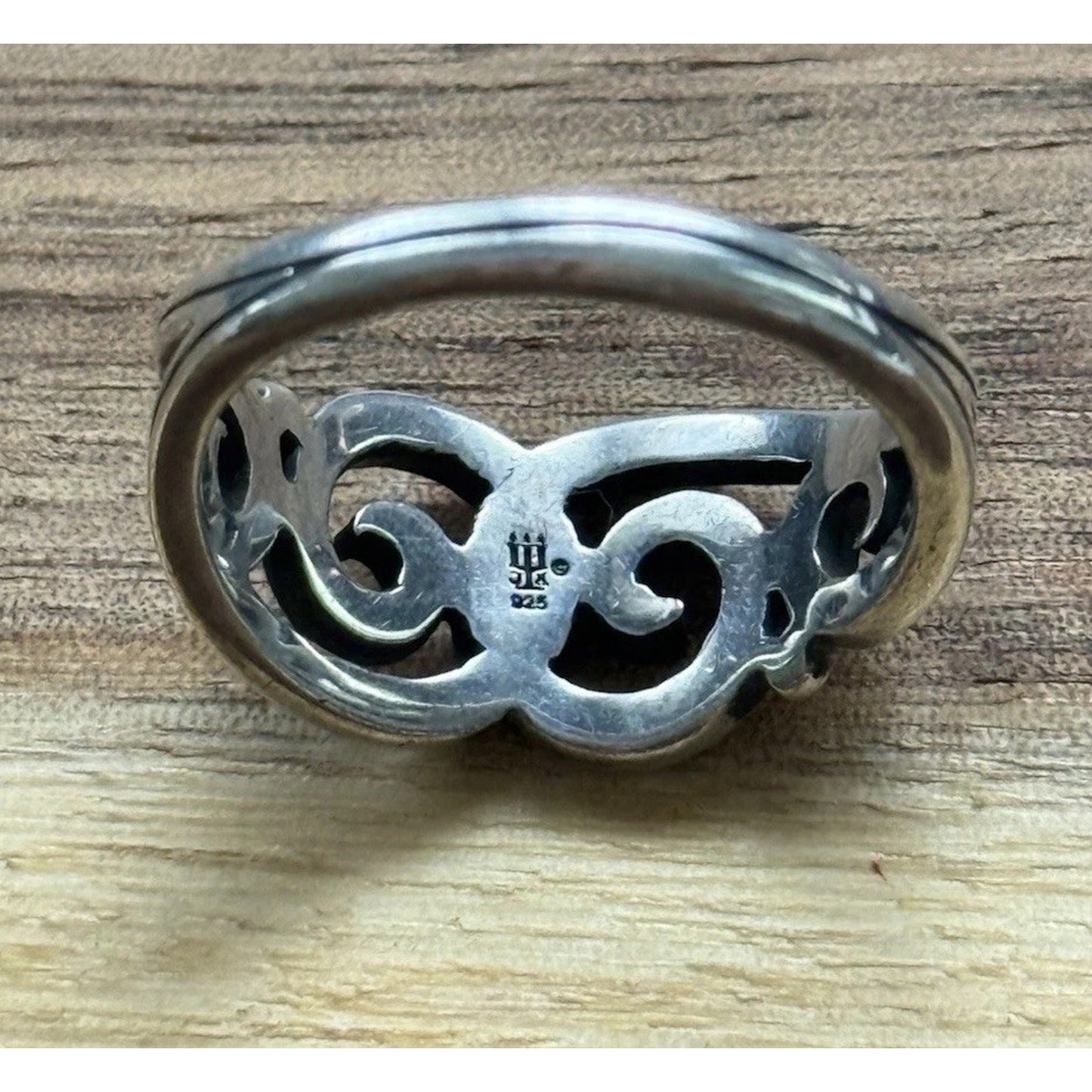 James Avery Retired Sterling Silver Swirl Gentle Waves Ring Size 7