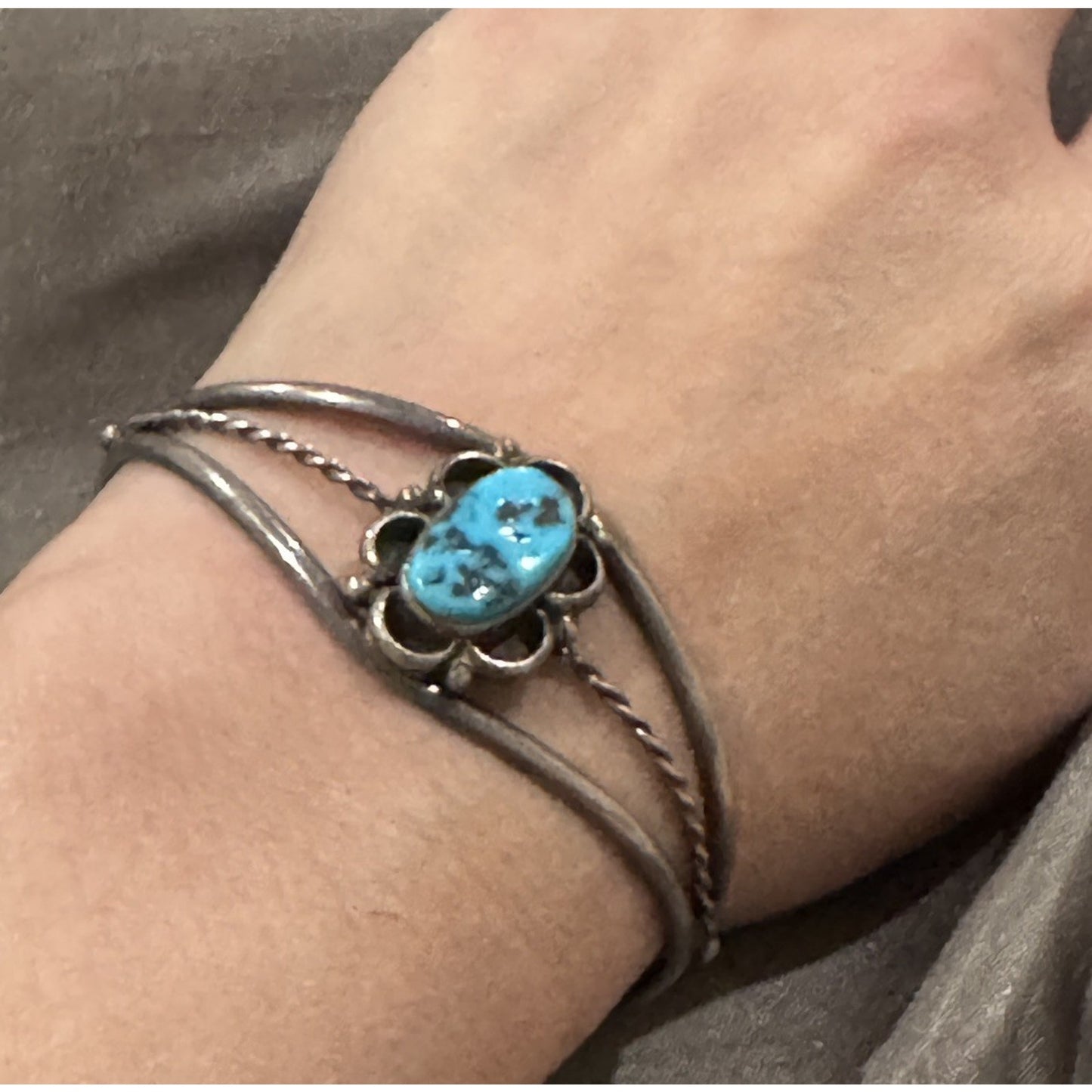 Vintage Navajo Native American RLG Sterling Silver Kingman Turquoise Cuff Bracel