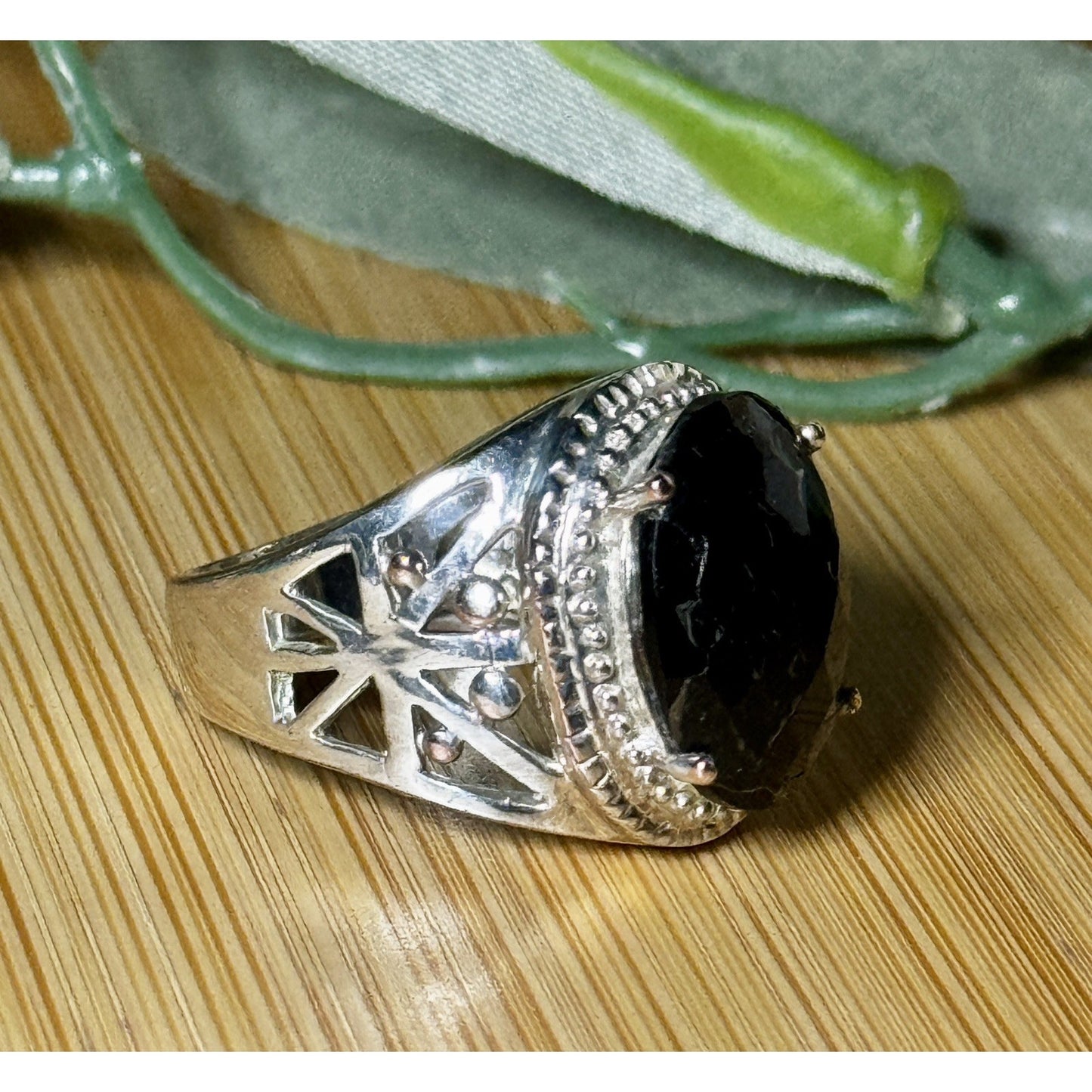 Vintage 925 Sterling Silver Faceted Black Onyx Filigree Statement Ring Size 7