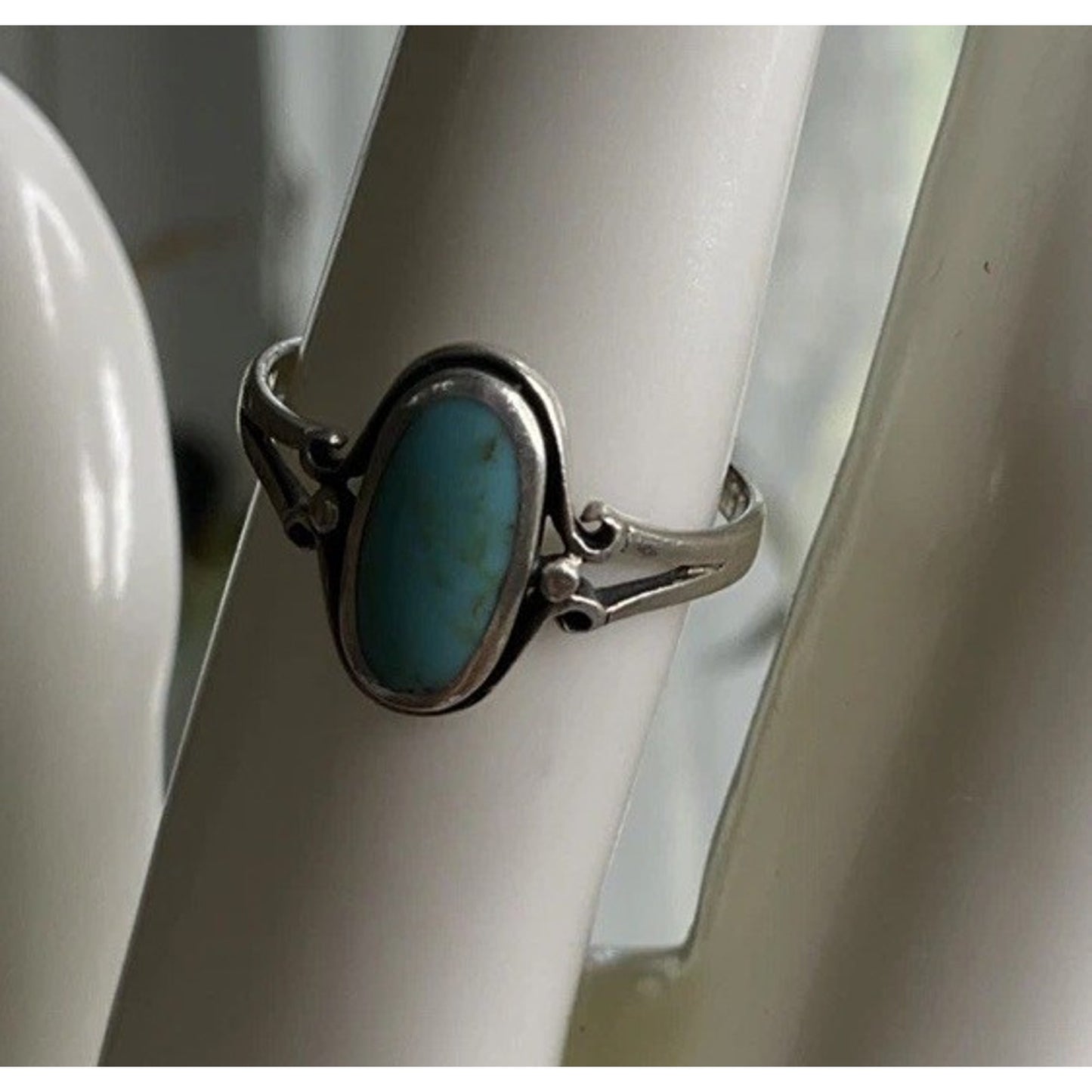 Vintage Turquoise Sterling Silver Ring Size 7 Oval Cabochon Southwestern Style