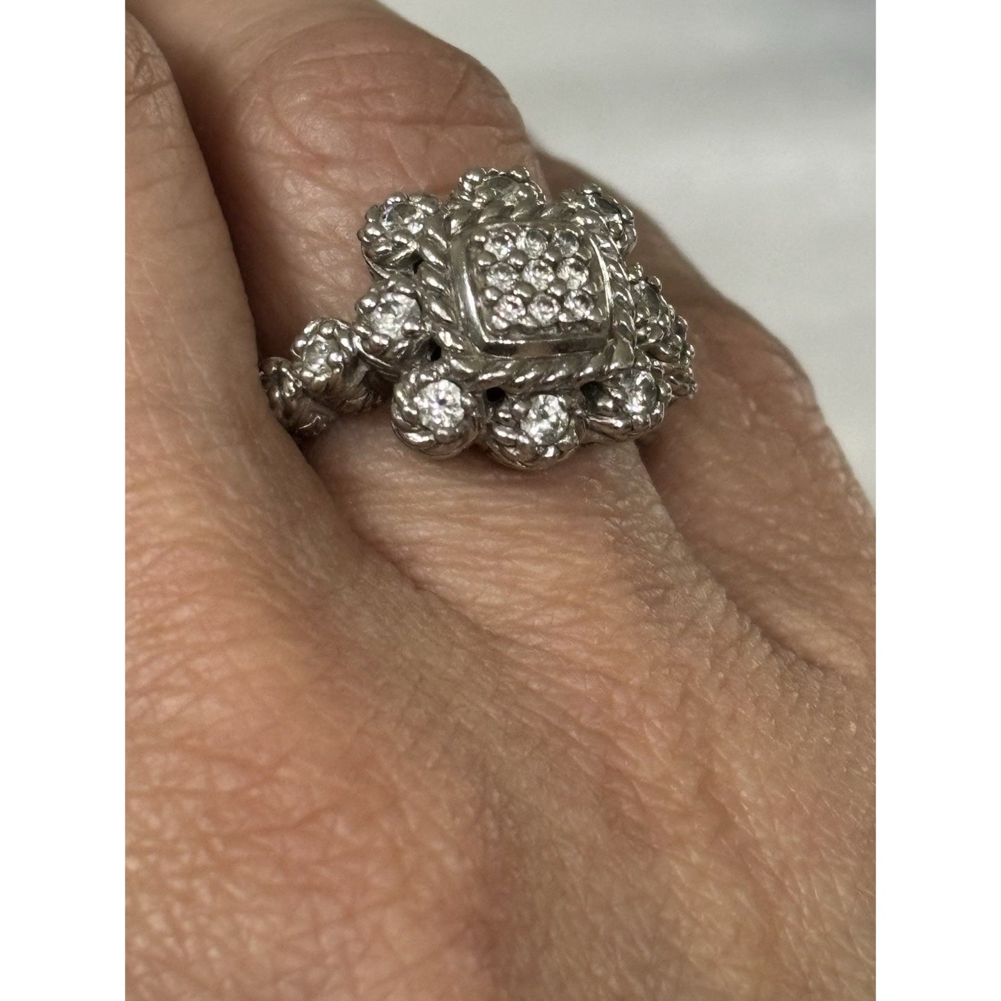 Judith Ripka Sterling Silver Diamonique Halo Cluster Ring size 7 - 9gr