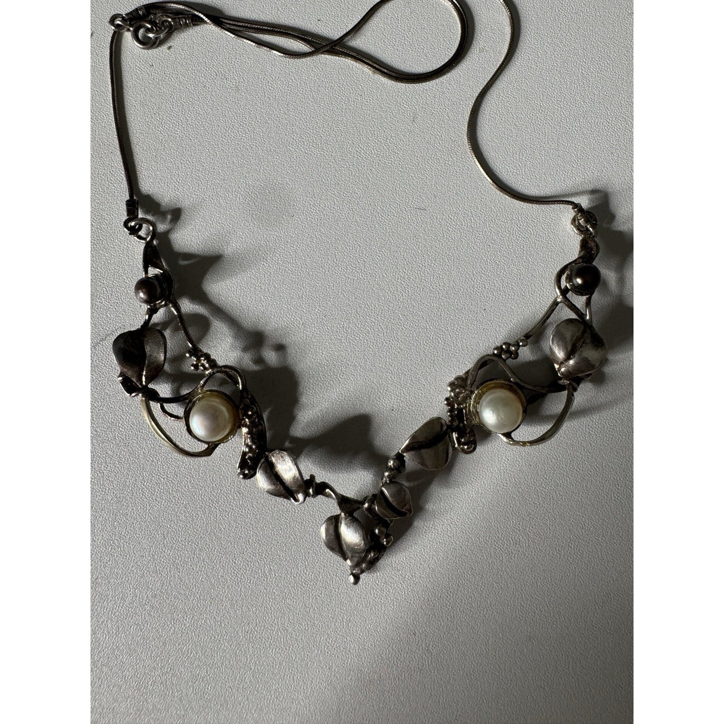 Vintage LAKI 14K & 925 Sterling Silver Pearl Necklace Botanical Leaf Vine 19”