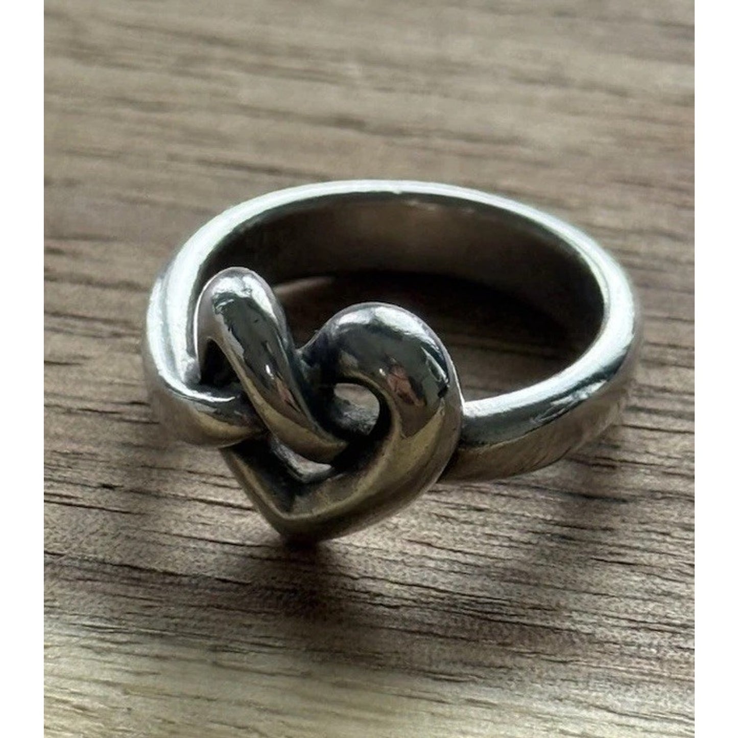 James Avery Retired Sterling Silver Heart Knot Ring Size 8