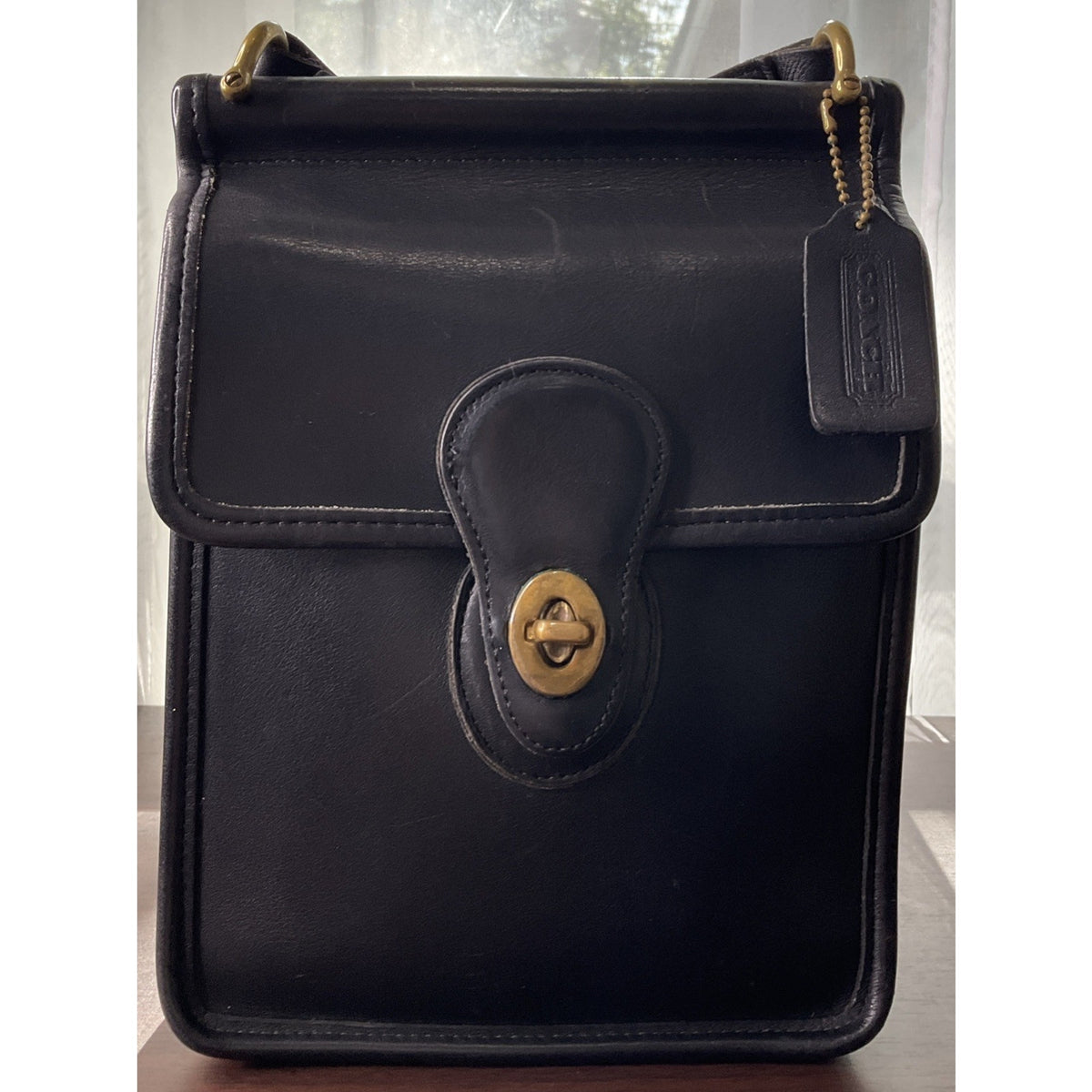 Vintage Coach Black Murphy Leather Crossbody Shoulder Bag Purse Turn Key Lock