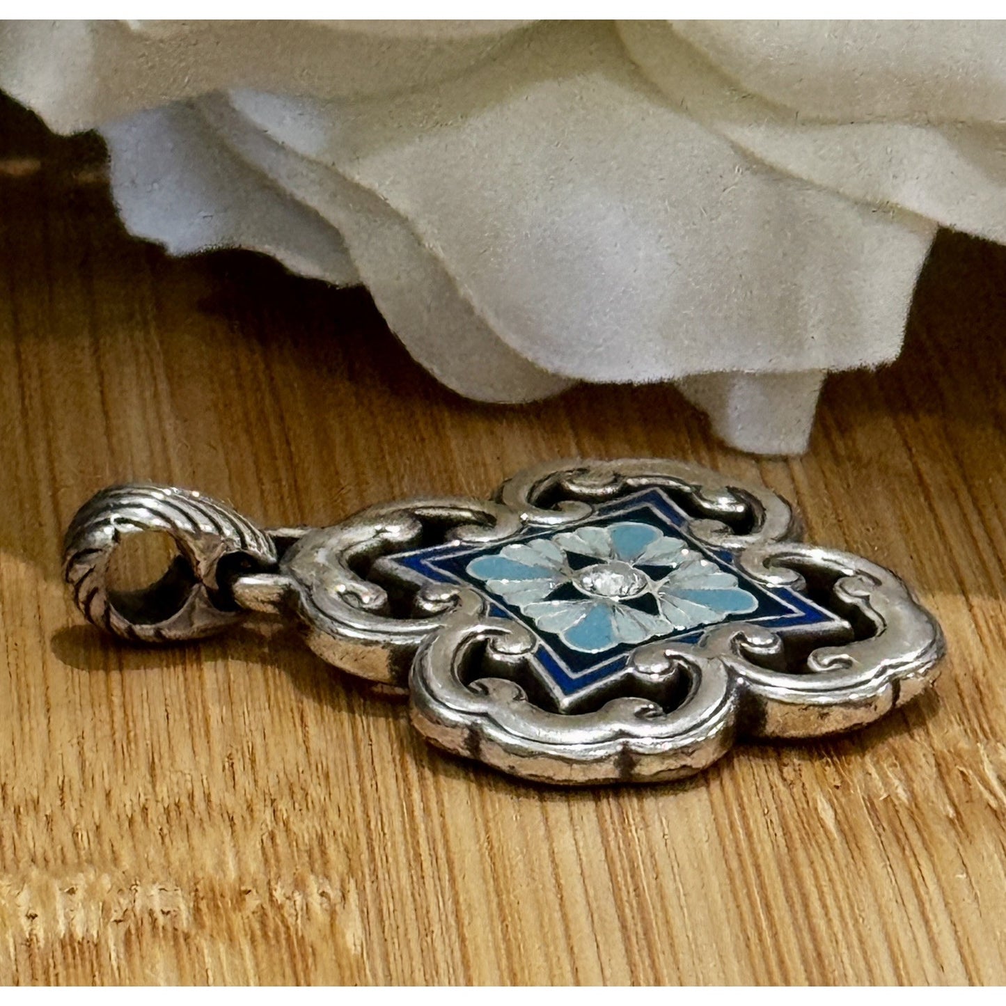BRIGHTON Bella Capri Reversible Blue Enamel Mosaic Clover Silver Tone Pendant 2”
