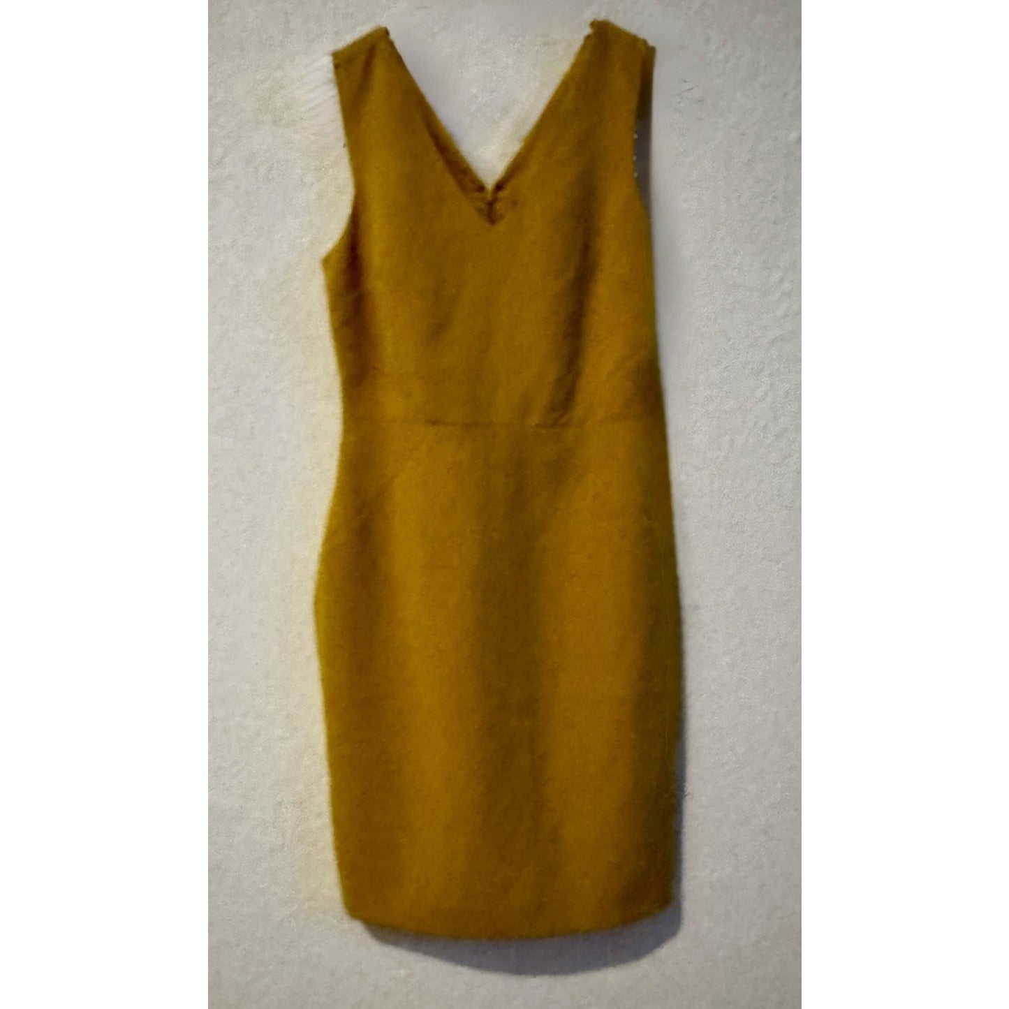 NWT Banana Republic Dress Size 2 Mustard Gold V Neck Sheath Career $99 MSRP