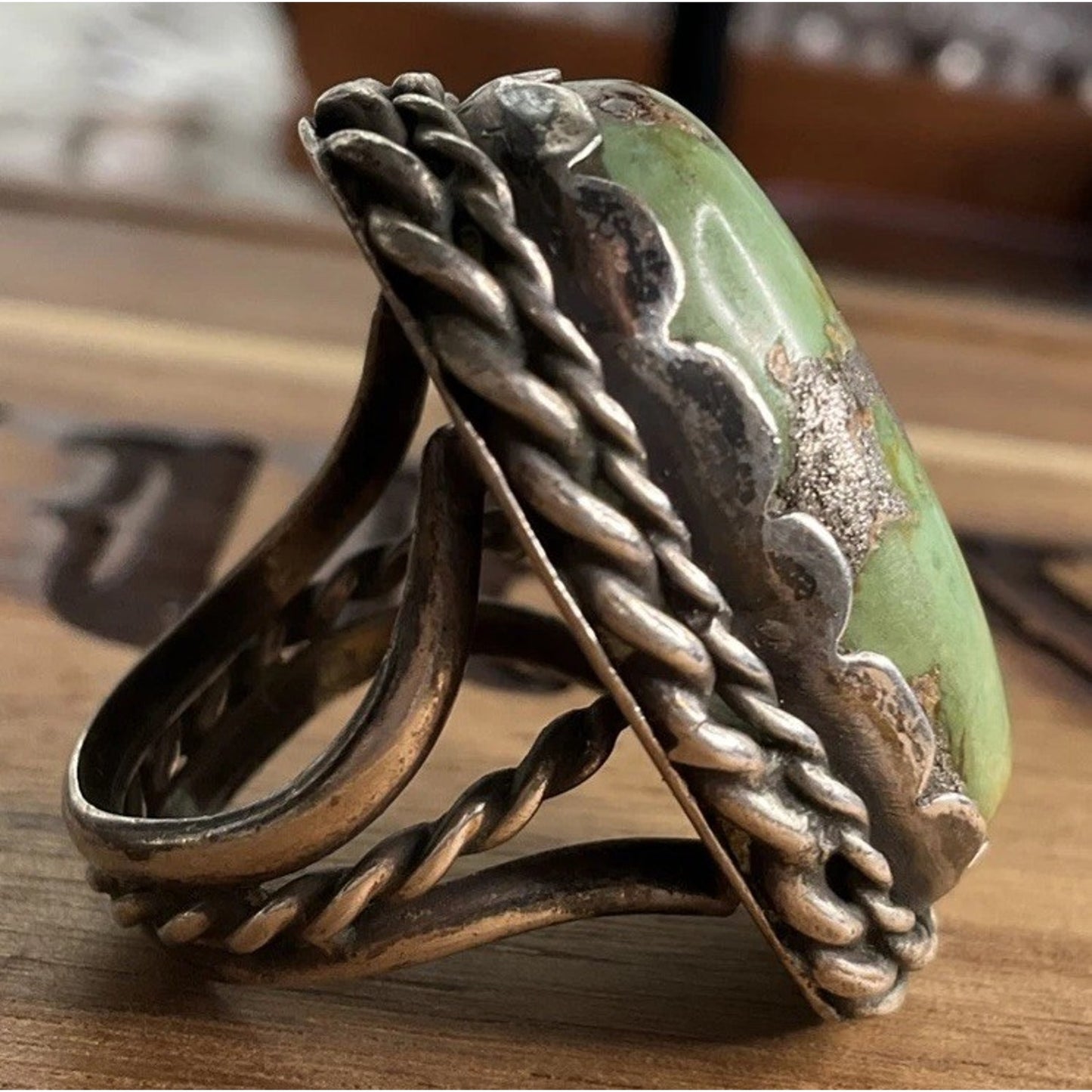 Vintage Southwestern Sterling Silver Green Turquoise Statement Ring Size 6.5 19g