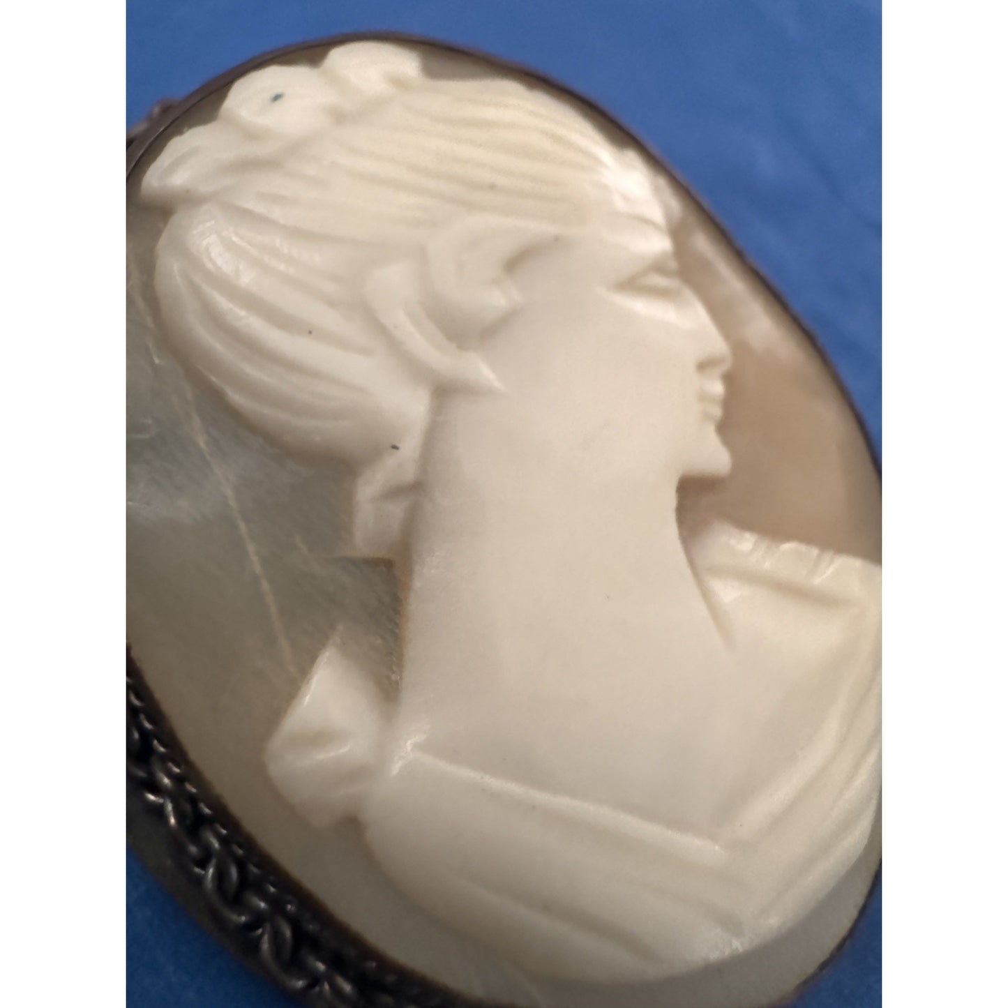 Vintage Hand Carved Shell Cameo 800 Silver European Brooch Or Pendant 1.5”