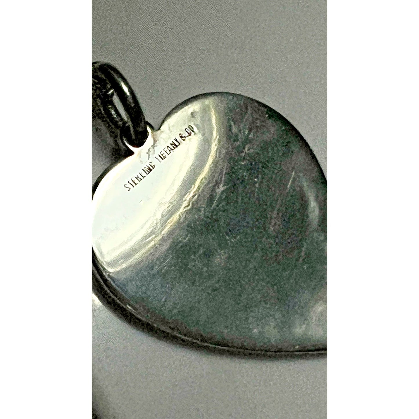 Tiffany & Co Sterling Silver Heart Pendant & 16” Necklace Chain 10g Classic