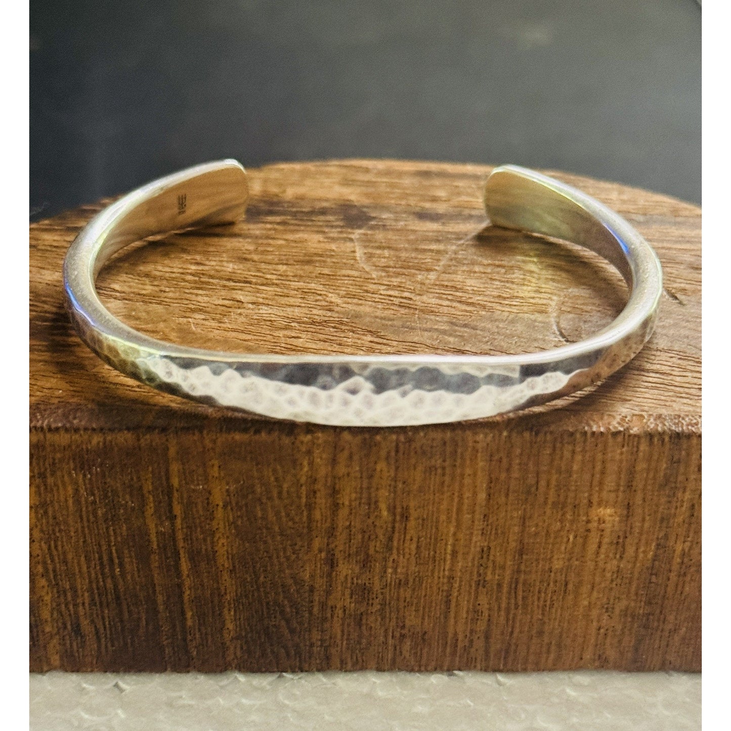 Pre owned James Avery Retired Silver Forged Hammered Cuff Bracelet M In JA Box & Pouch