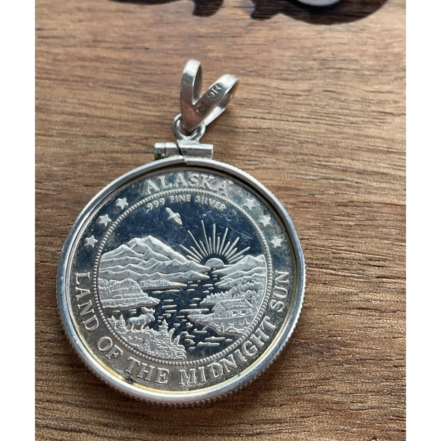 Alaska Land of the Midnight Sun .999 Fine Silver Coin