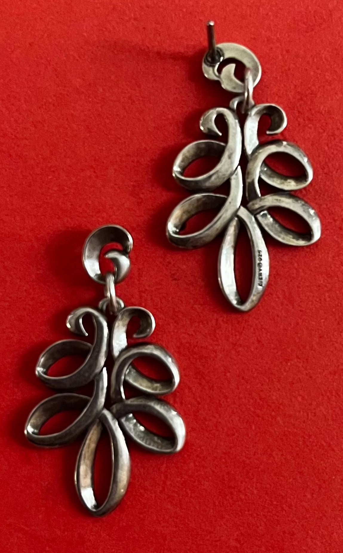 Pre-Owned James Avery Retired Sterling Silver Ribbon Post Earrings