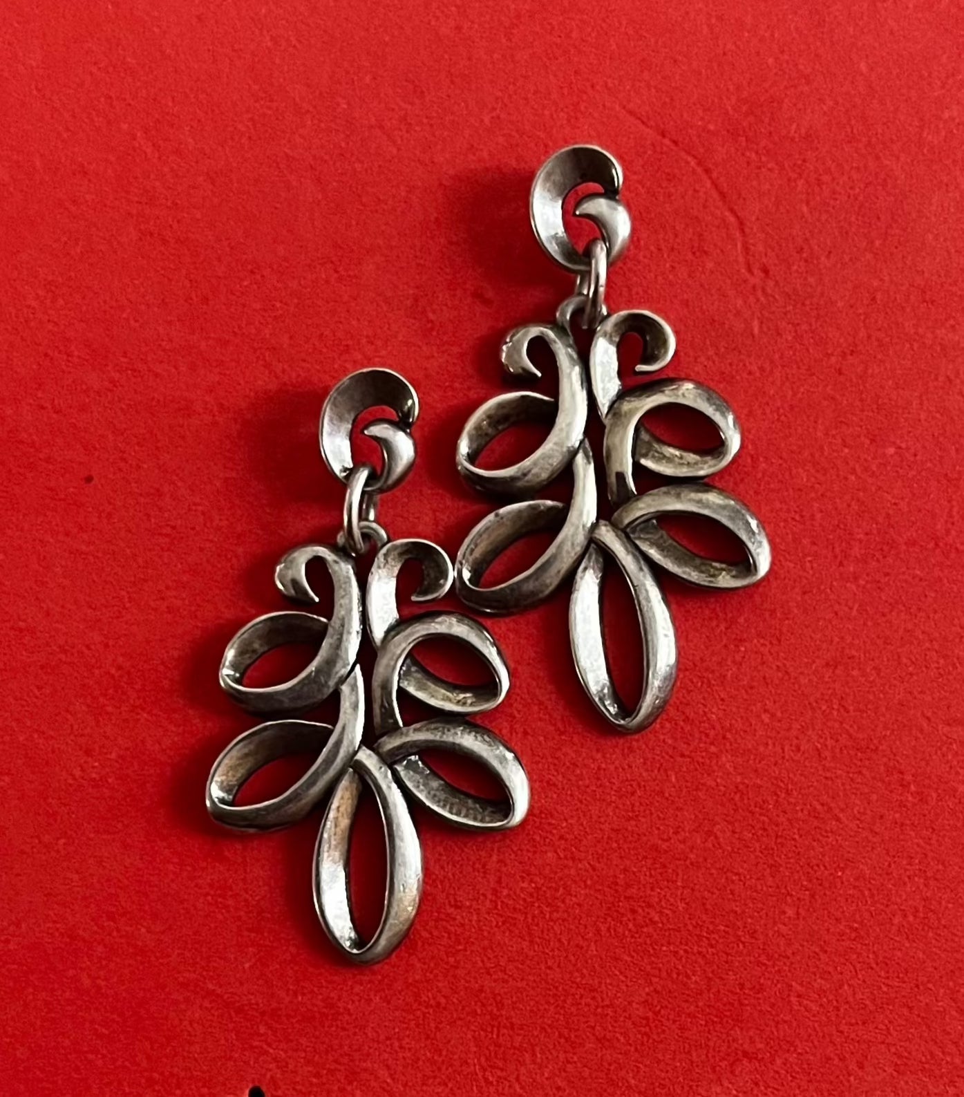 Pre-Owned James Avery Retired Sterling Silver Ribbon Post Earrings