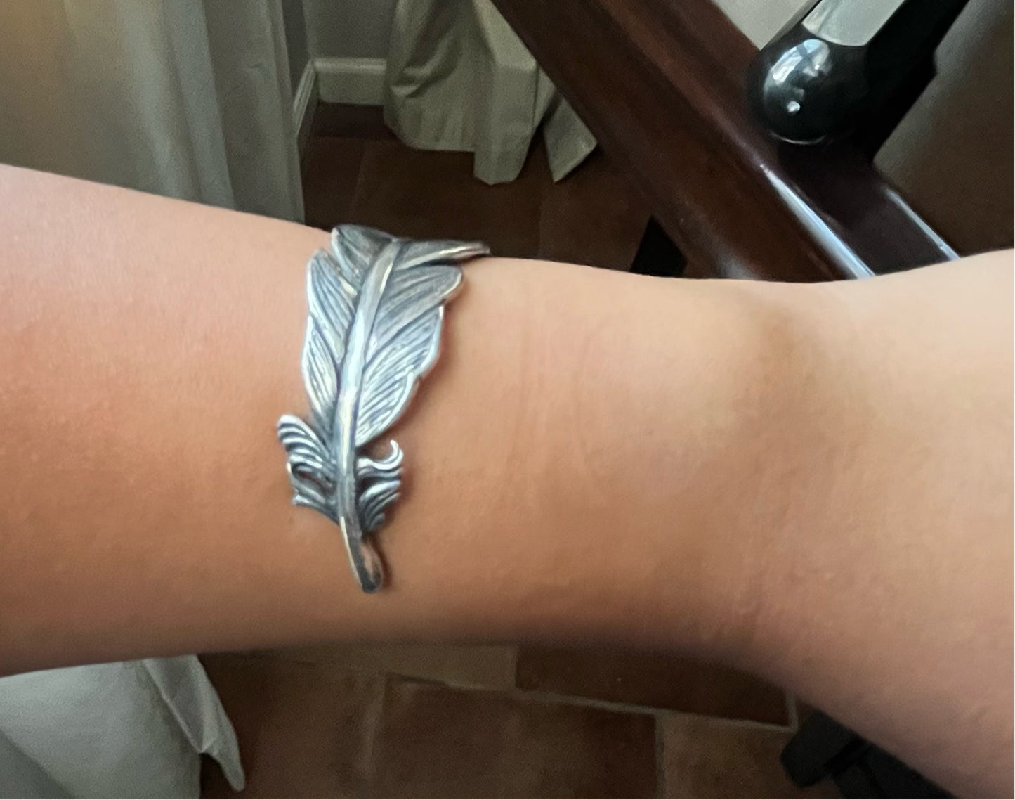 Pre-Owned James Avery Retired Sterling Silver Feather Cuff Bracelet