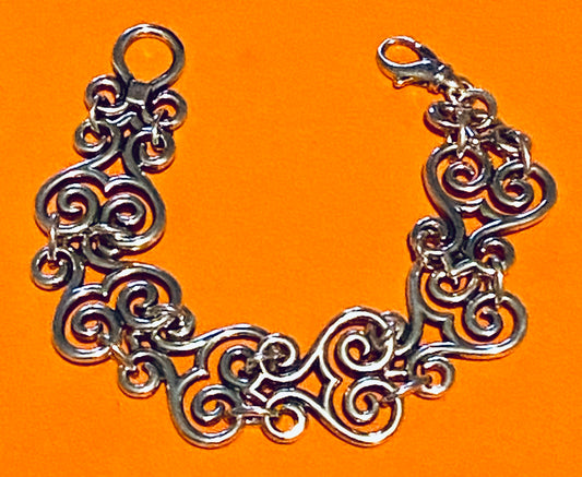 Pre Owned Silver James Avery Retired HTF Lyrical Bracelet 7.5”