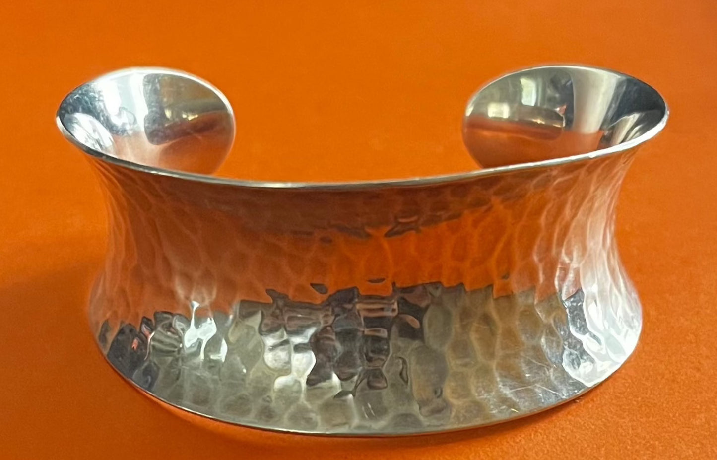 Pre-Owned James Avery Retired Sterling Silver Wide Large Hammered Cuff Bracelet