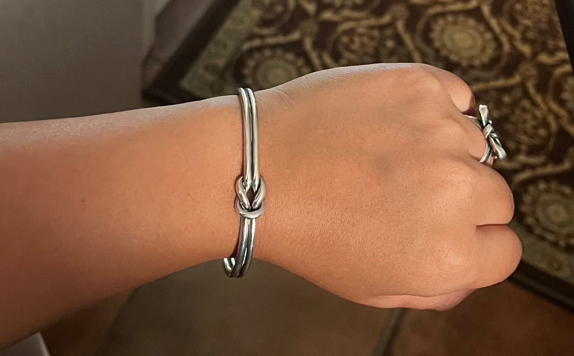 James avery retired knot 2025 ring