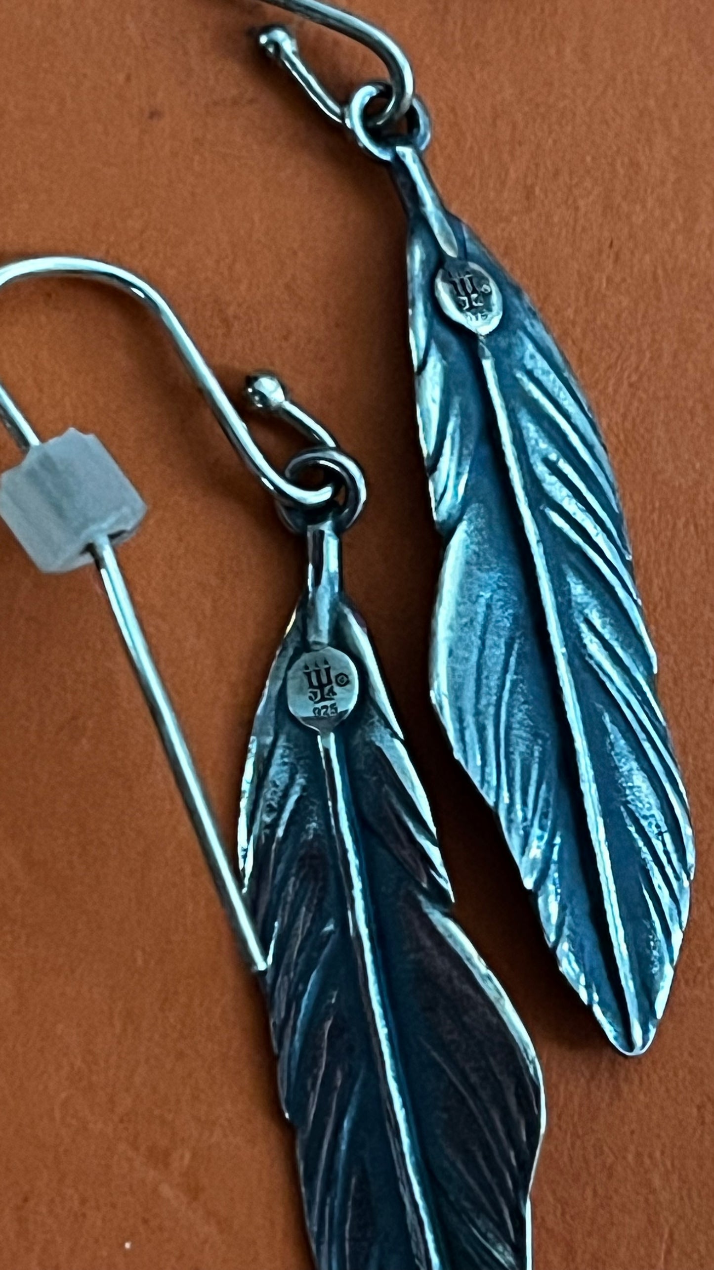 Pre-Owned James Avery Retired Sterling Silver Feather Dangle Earrings