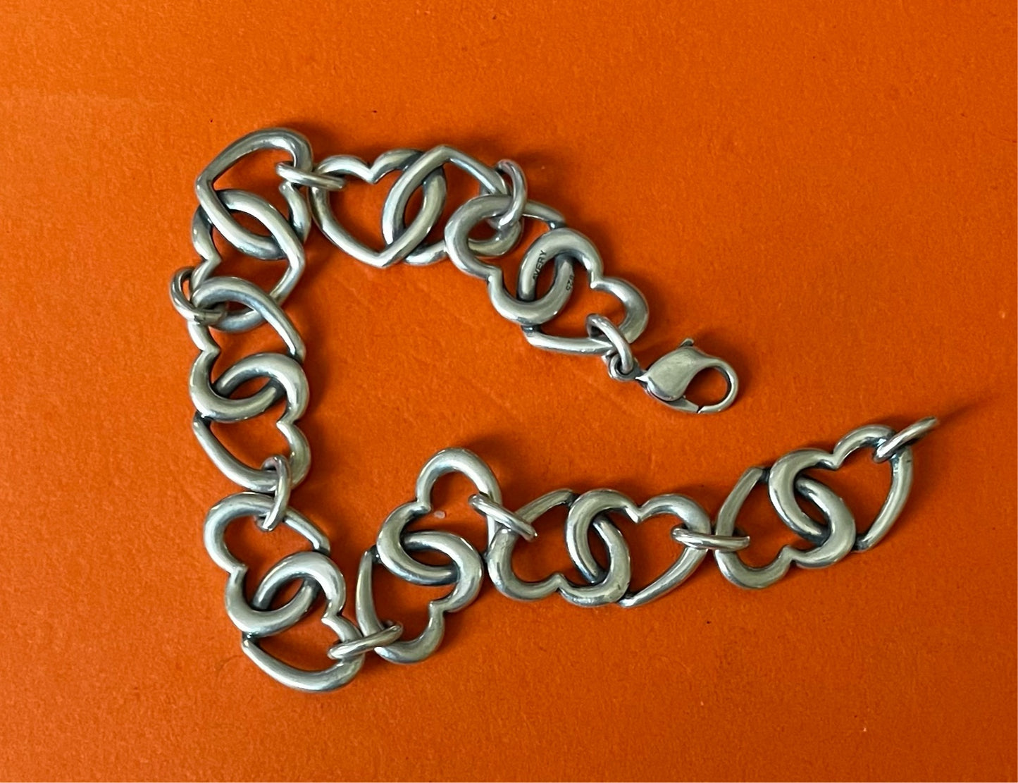 Pre-Owned James Avery Retired Sterling Silver Heart To Heart Bracelet