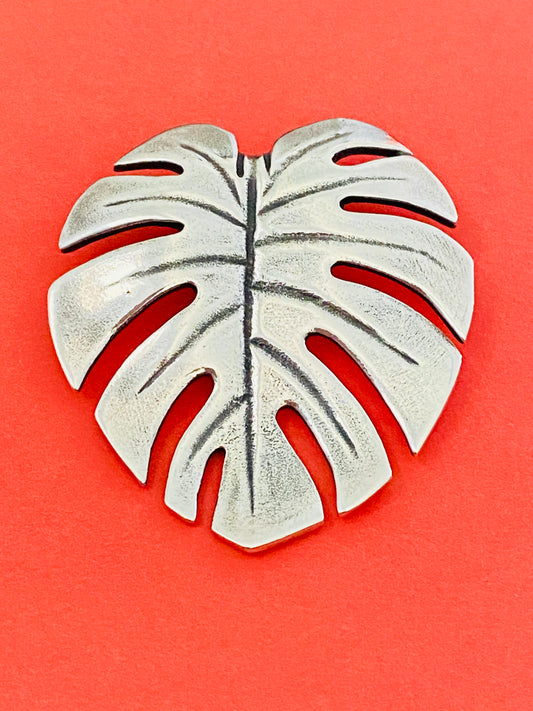 Pre-Owned James Avery Retired & HTF Large Monstera Silver Leaf Pendant