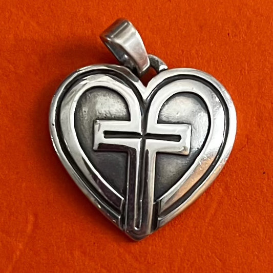 Pre-Owned James Avery Retired Sterling Silver Cross Heart Pendant