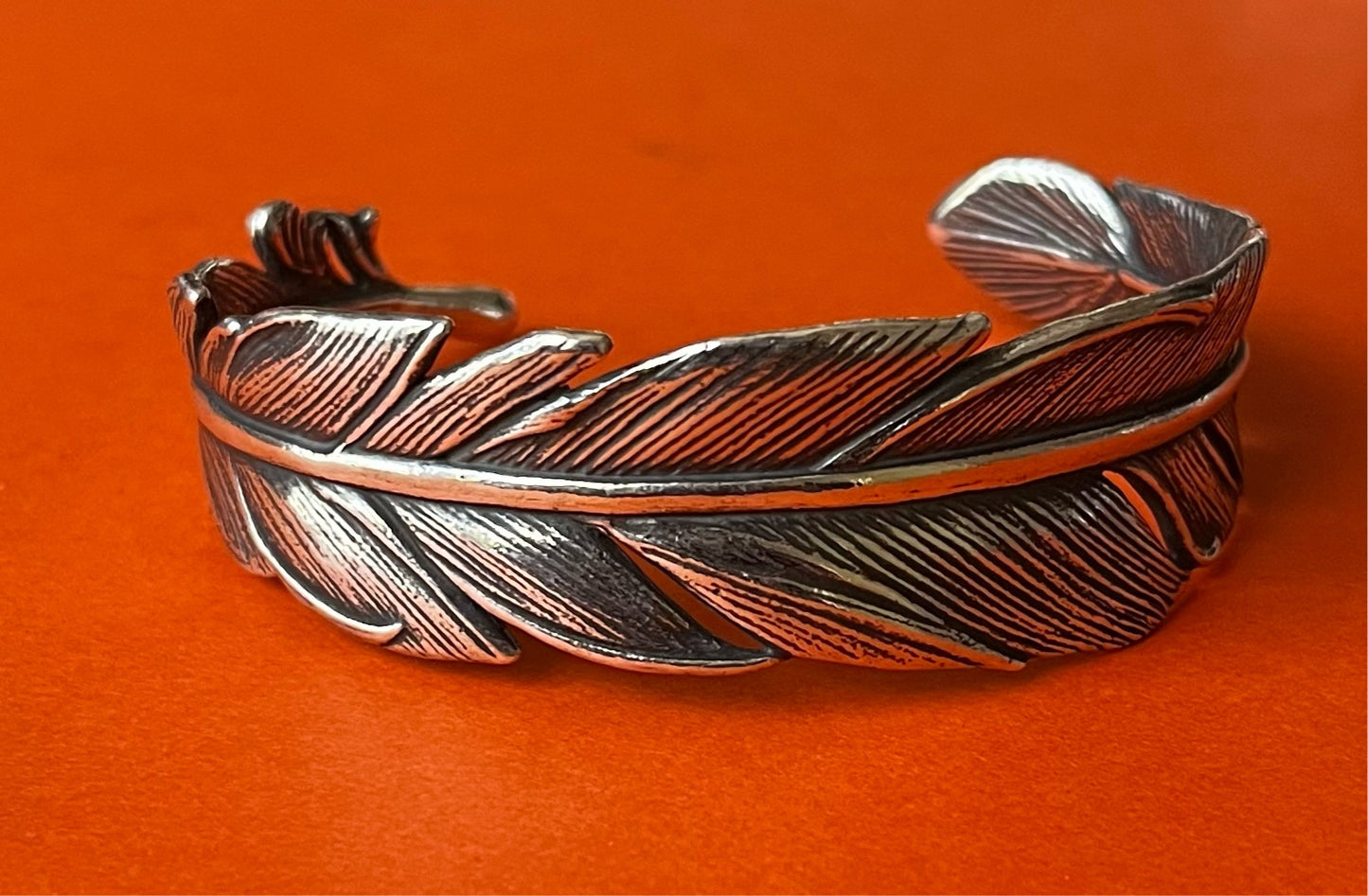 Pre-Owned James Avery Retired Sterling Silver Feather Cuff Bracelet