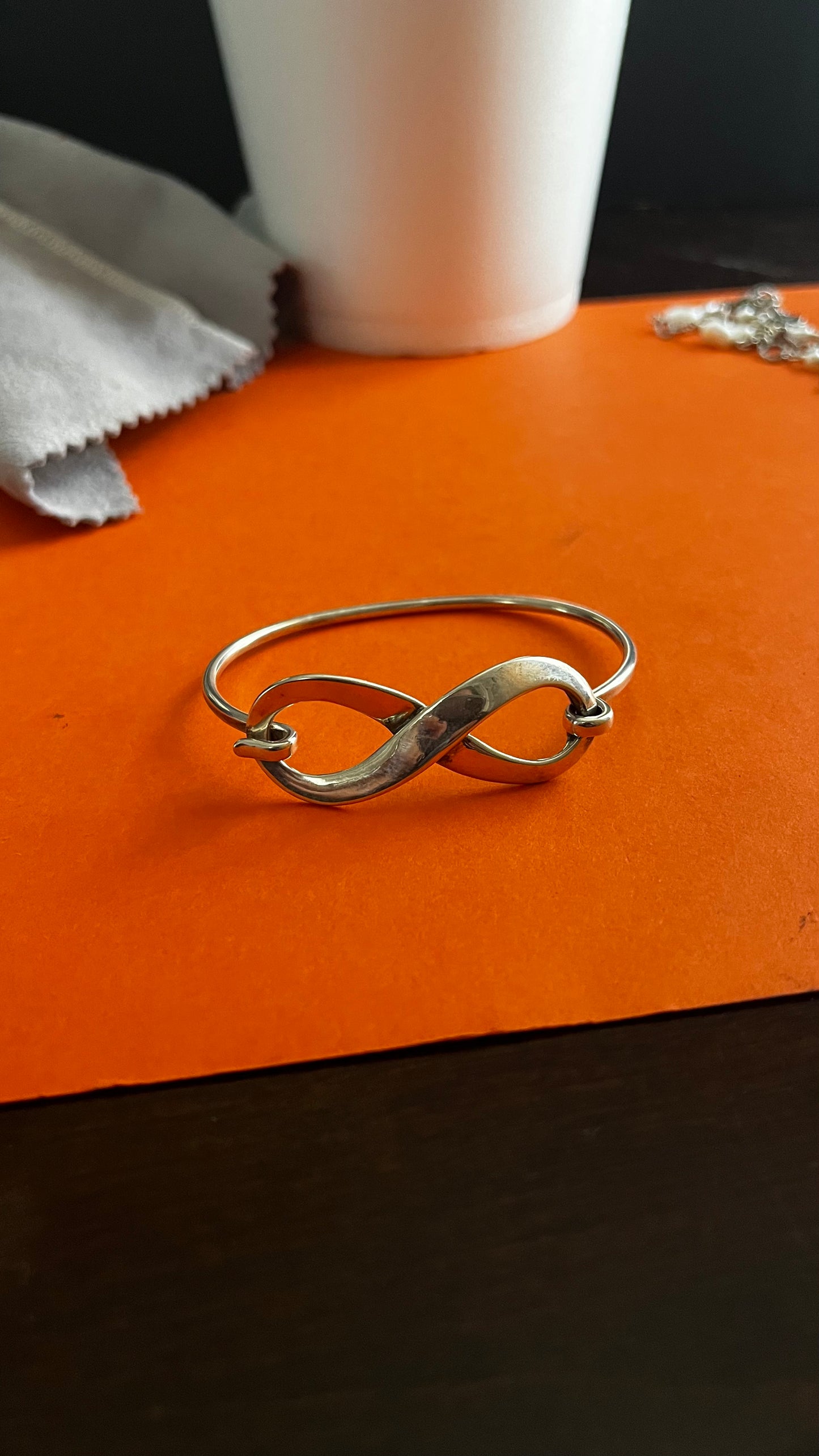 Pre-Owned James Avery Retired Sterling Silver Infinity Hook On Bracelet