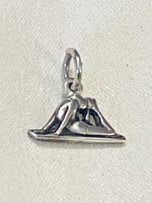 Pre-Owned James Avery Retired Silver Yoga Charm