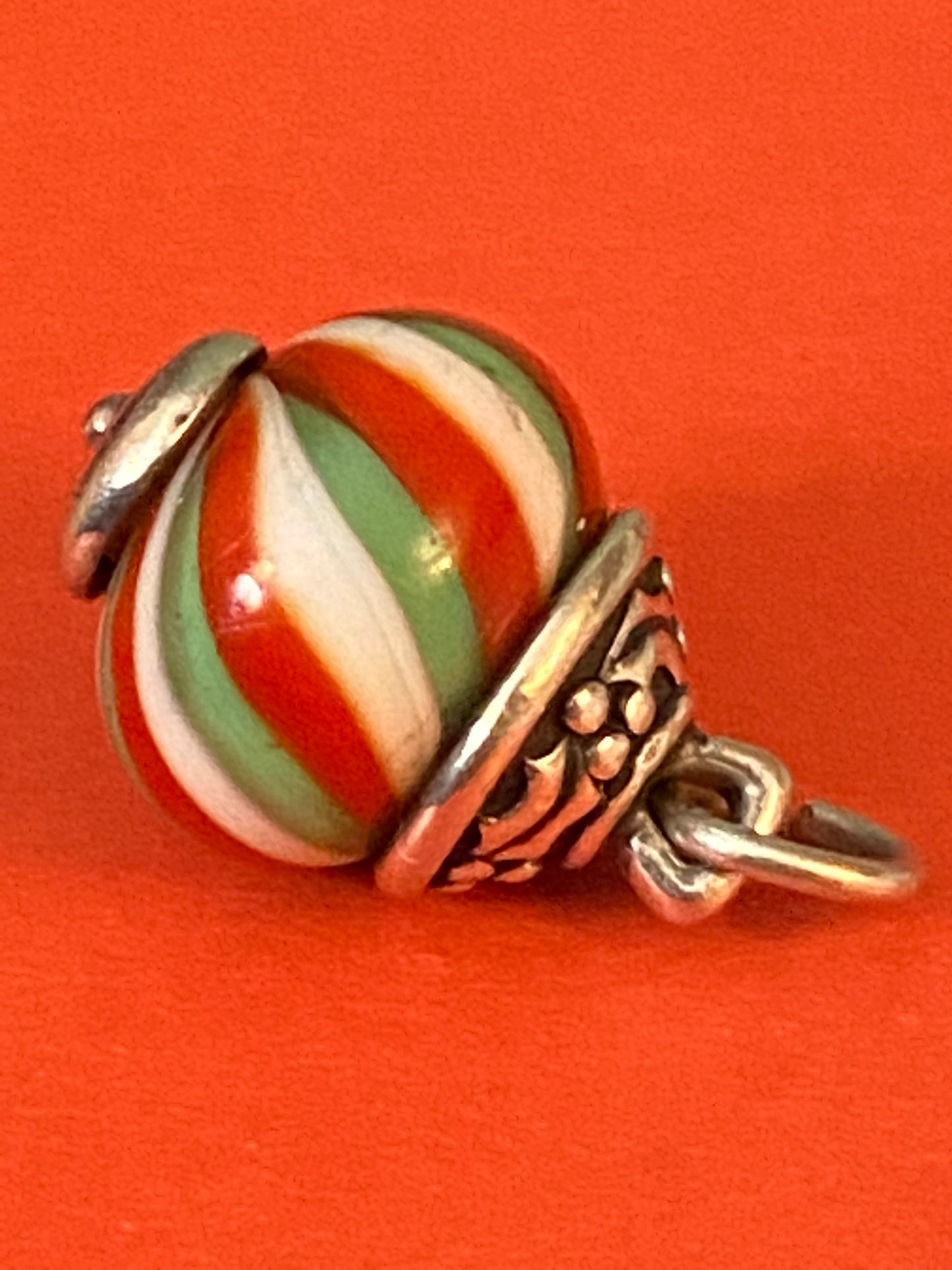 Pre-Owned James Avery Reitred & HTF Silver Christmas Glass Art Holly Finial Charm