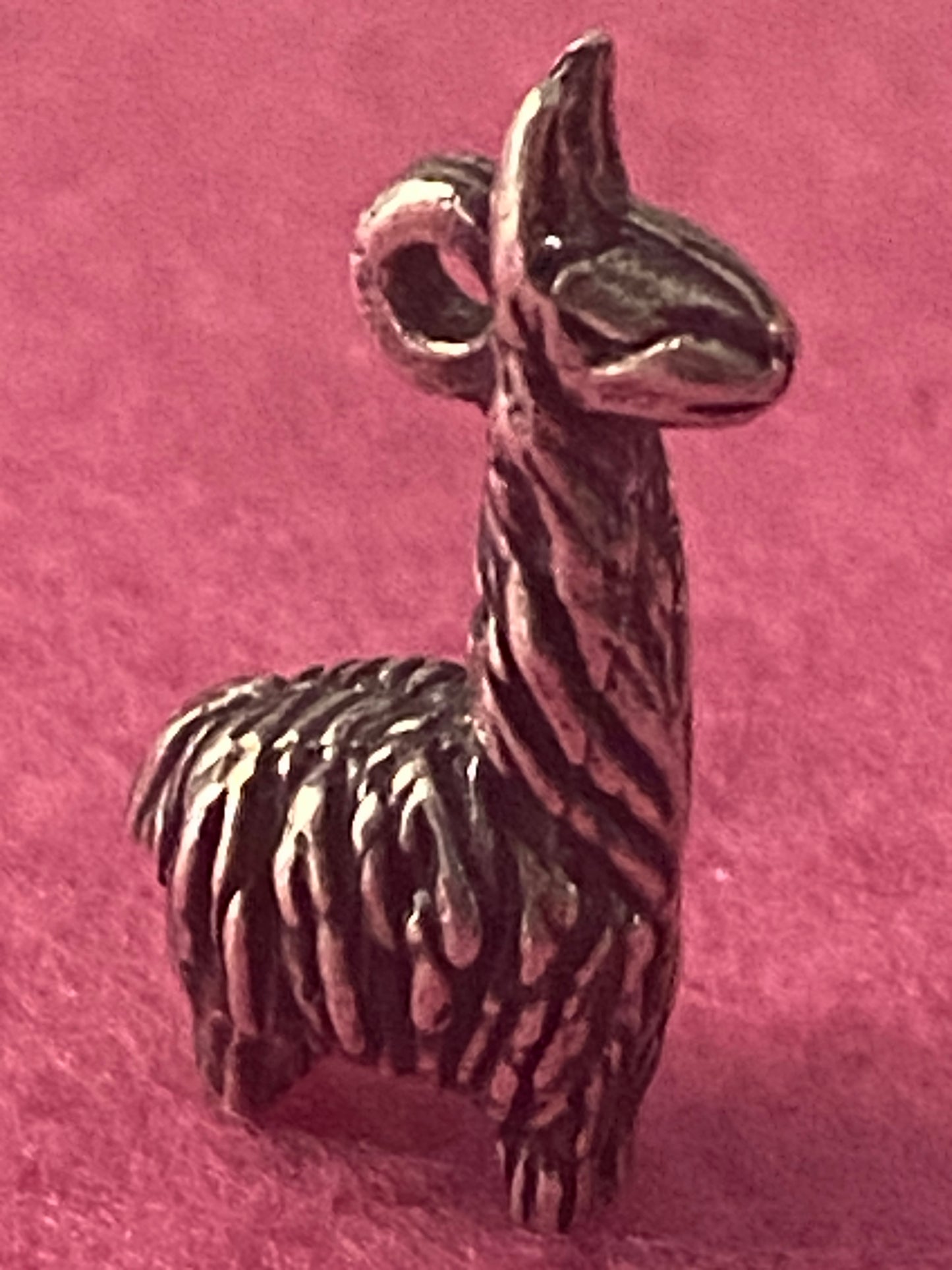 Pre-Owned James Avery Retired Silver Llama Charm