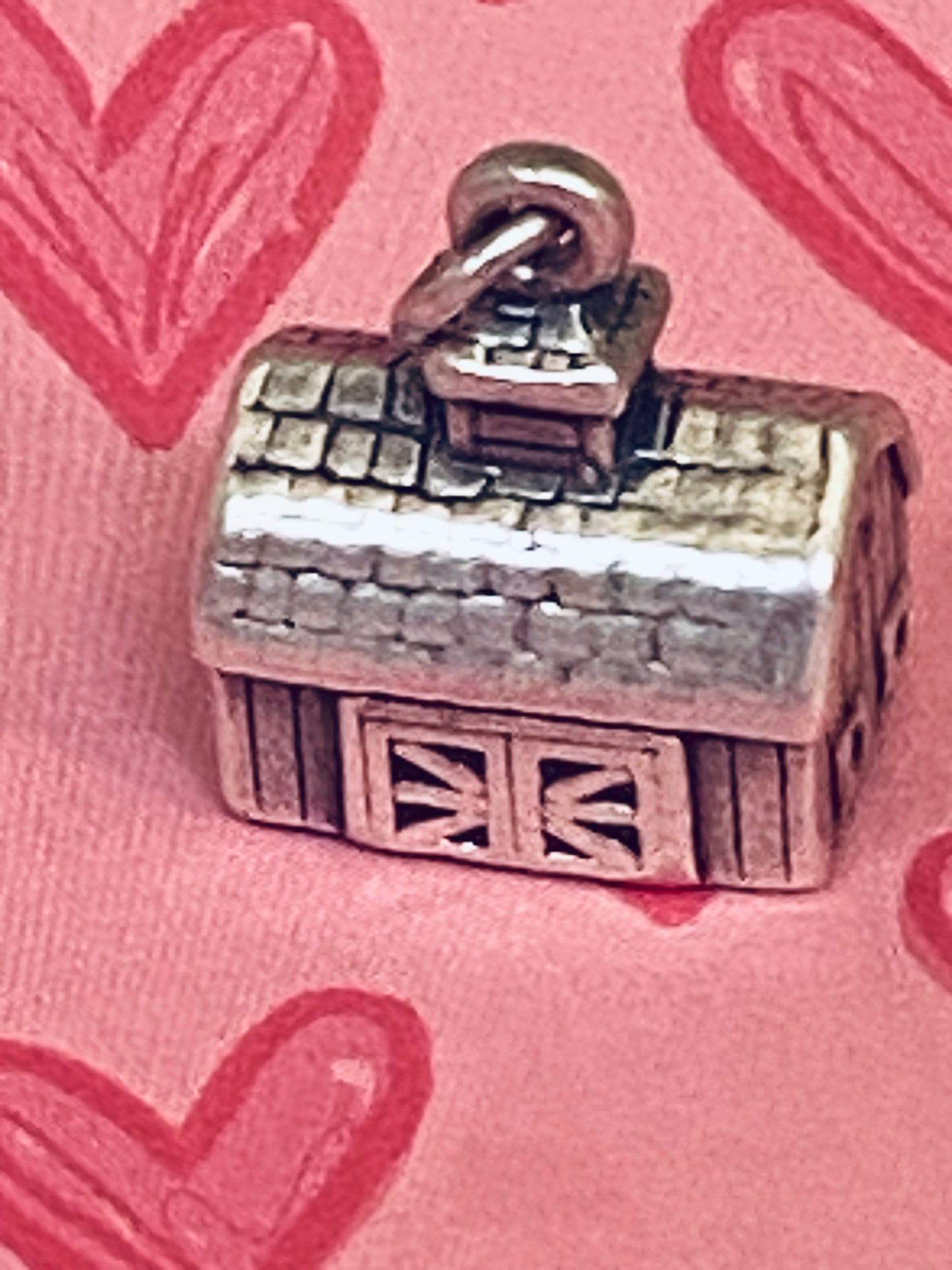 Pre-Owned James Avery Rare & HTF Silver 3D Barn Charm