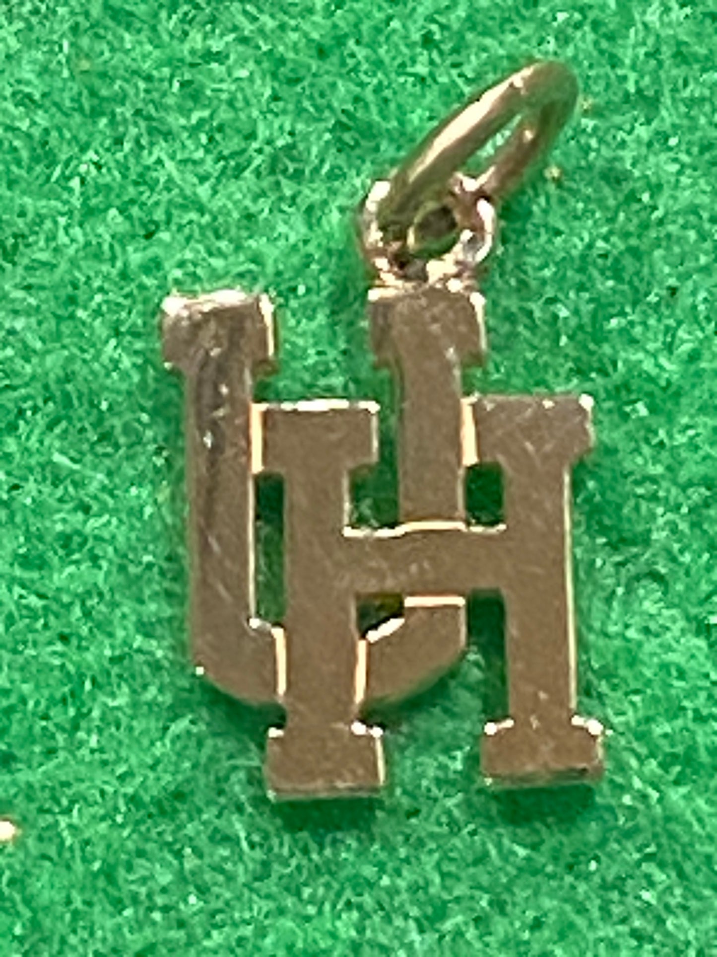 Pre-owned James Avery Retired RARE UH University of Houston 14k Gold Charm MINT