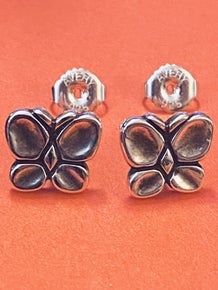 Pre-Owned James Avery Retired Silver Butterfly Earrings