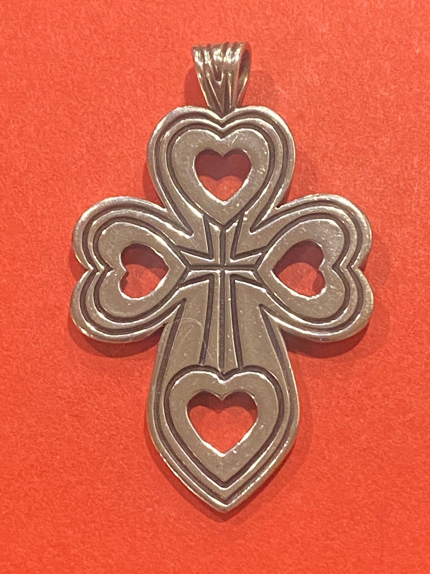 Pre-Owned James Avery Retired Rare Silver Cross with 4 Hearts Pendant