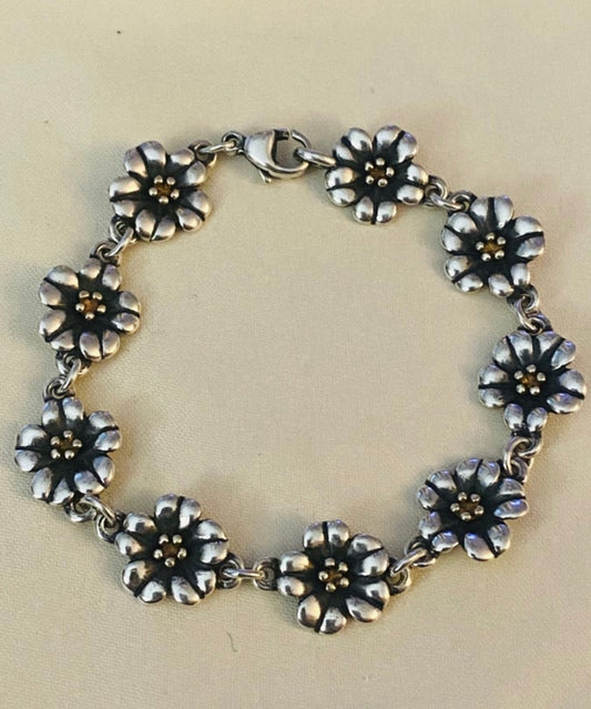 Pre-Owned Retired James Avery Silver and 18k Gold April Flower Bracelet