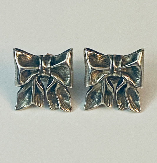 Pre Owned Retired HTF Silver Bow Post Earrings