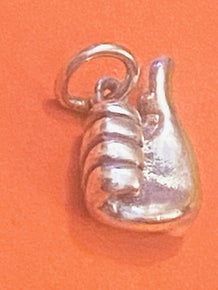 Pre-Owned James Avery Retired Silver 3D Thumbs Up Aggies Charm