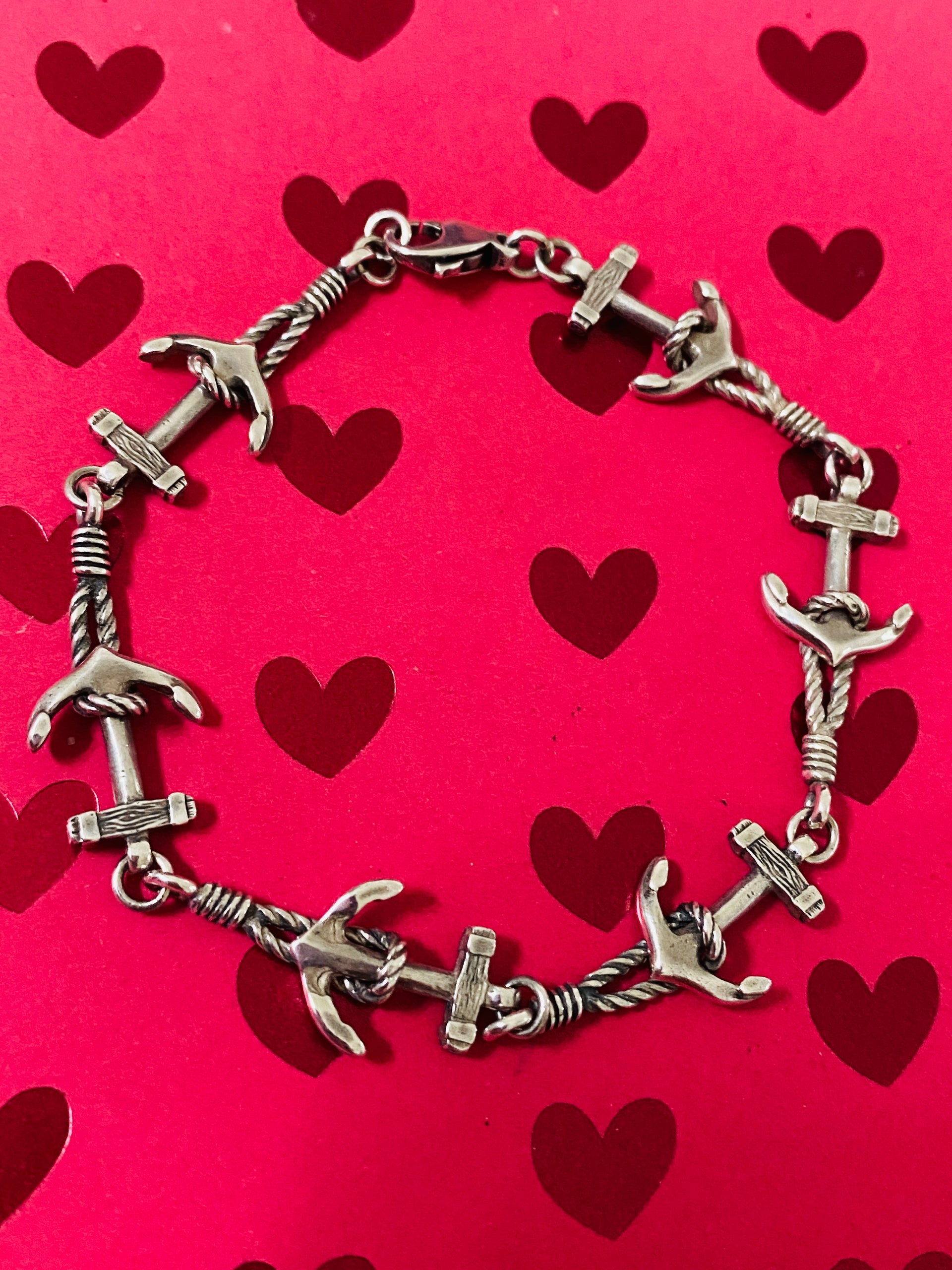 Vintage 925 Sterling Silver Anchor Bracelet with Charms. Length: 18.5 cm / 7.2 inch.