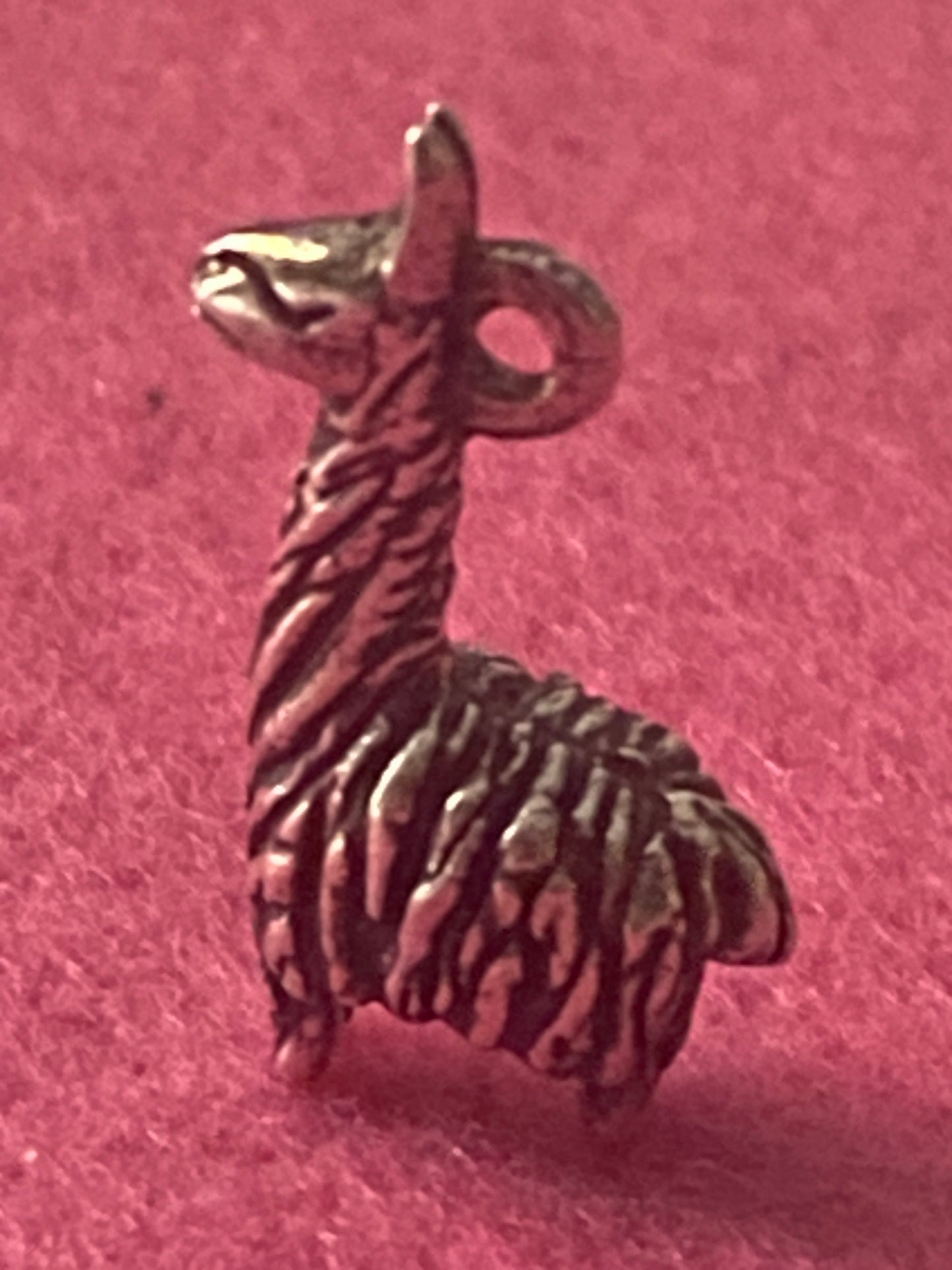 Pre-Owned James Avery Retired Silver Llama Charm