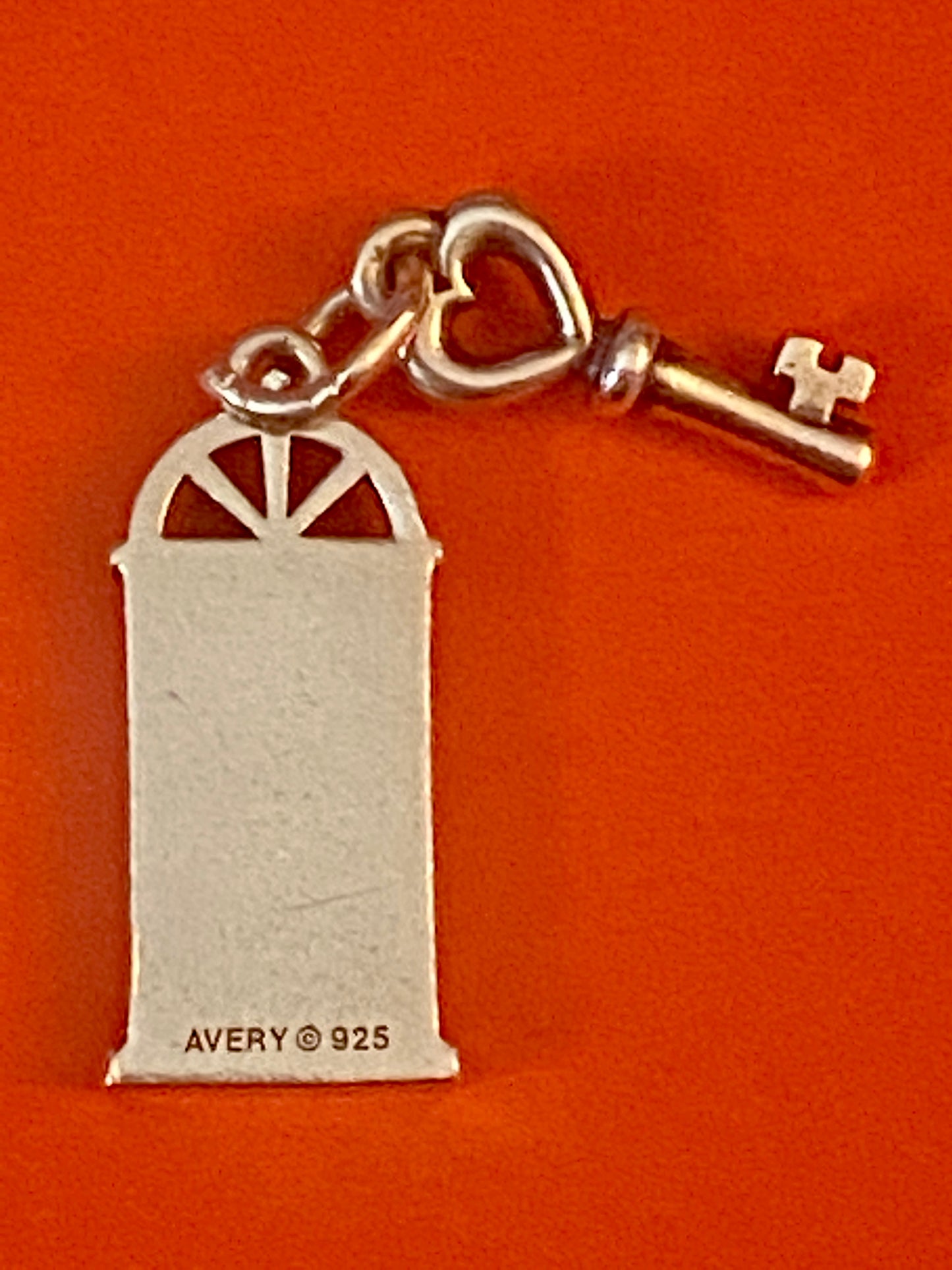 Pre-Owned James Avery Retired & HTF Silver WELCOME HOME Door and Key Charm
