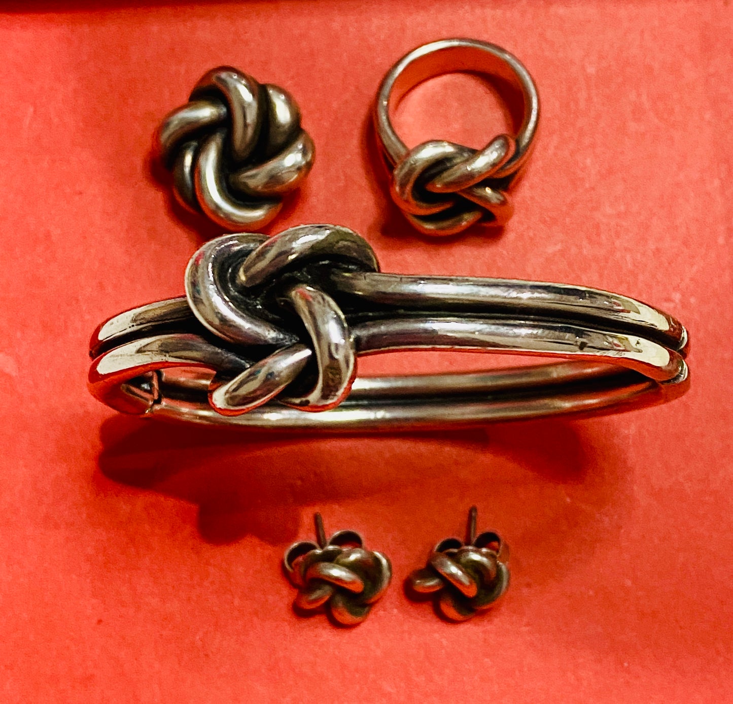 Pre Owned James Avery Retired Silver Bold Lovers Knot Set