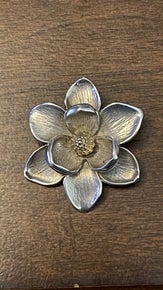 Pre-Owned James Avery Retired 14k & Silver HTF Magnolia Flower Pendant