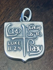 Pre Owned James Avery Retired Rare Silver Luke 11:24 God Teach Us To Pray Pendant or Charm