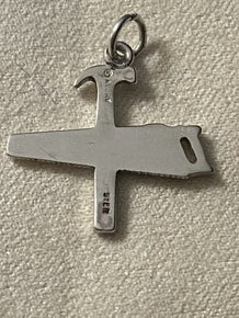 Pre-Owned James Avery Rare & HTF Silver Hammer & Saw Charm