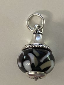 Pre-Owned James Avery Retired Black & White Conical Glass Bead Finial