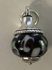 Pre-Owned James Avery Retired Black & White Conical Glass Bead Finial