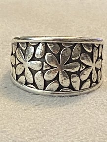 Pre-Owned James Avery Retired Silver Spring Blossom Ring