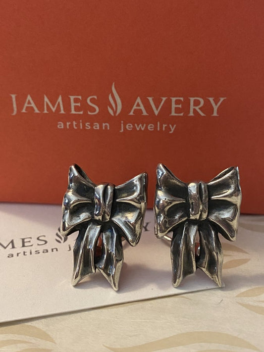 Pre-Owned James Avery Retired Silver Large Bow Post Earrings